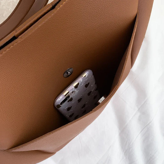 Nord Taschen | Large Soft Leather Handbag for School