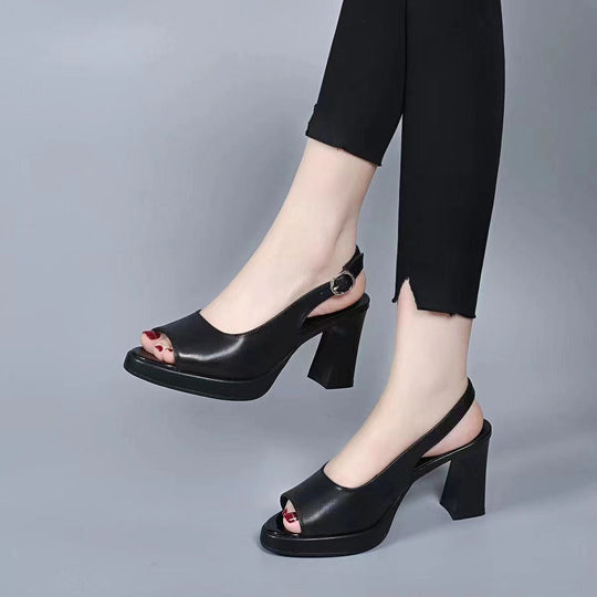 Orthopädische Schuhe mit Absatz
