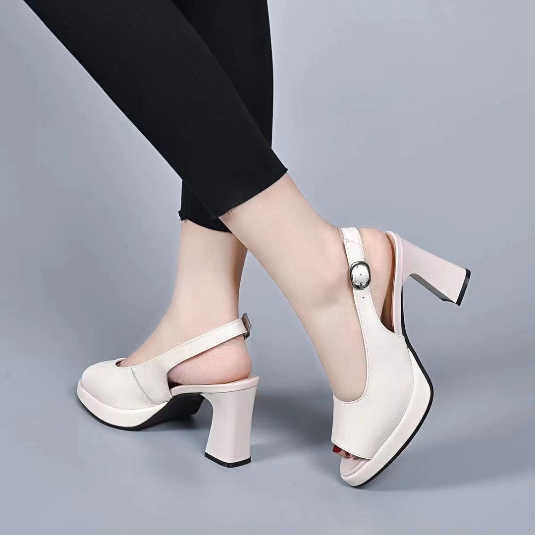 Orthopädische Schuhe mit Absatz