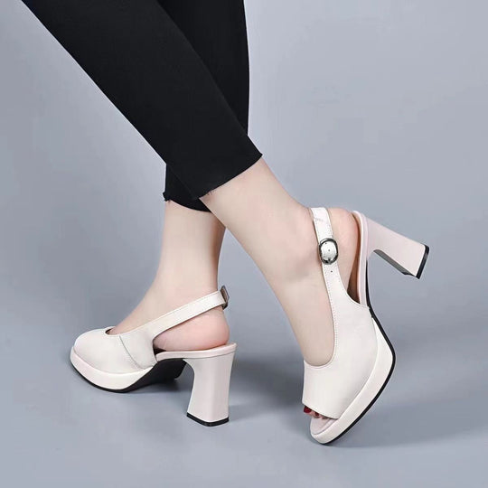 Orthopädische Schuhe mit Absatz