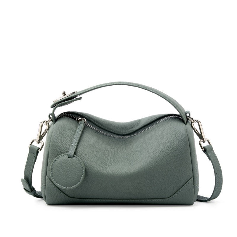 Nord Taschen | Genarbte Schultertasche mit Umhängegurt