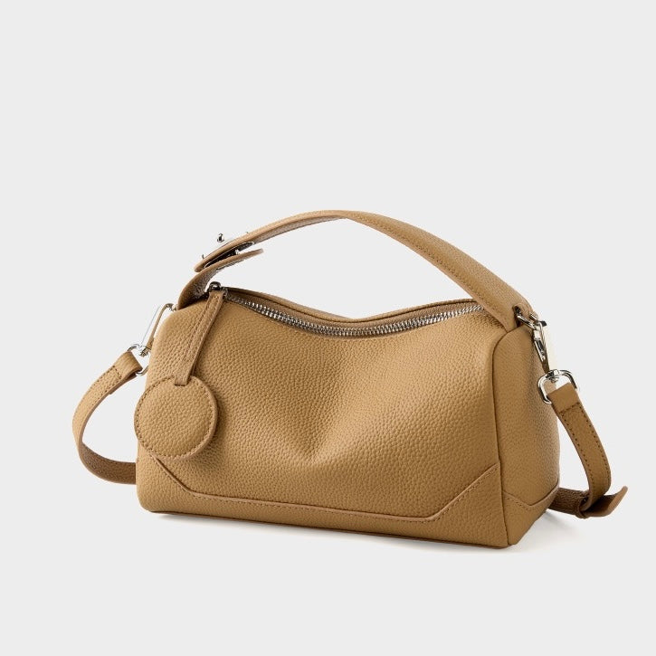 Nord Taschen | Genarbte Schultertasche mit Umhängegurt
