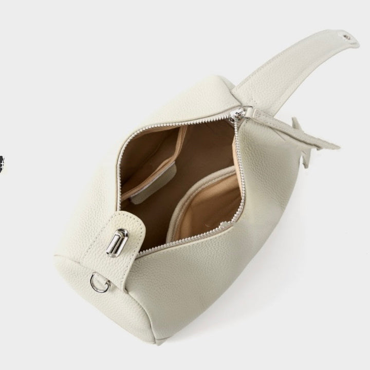 Nord Taschen | Genarbte Schultertasche mit Umhängegurt