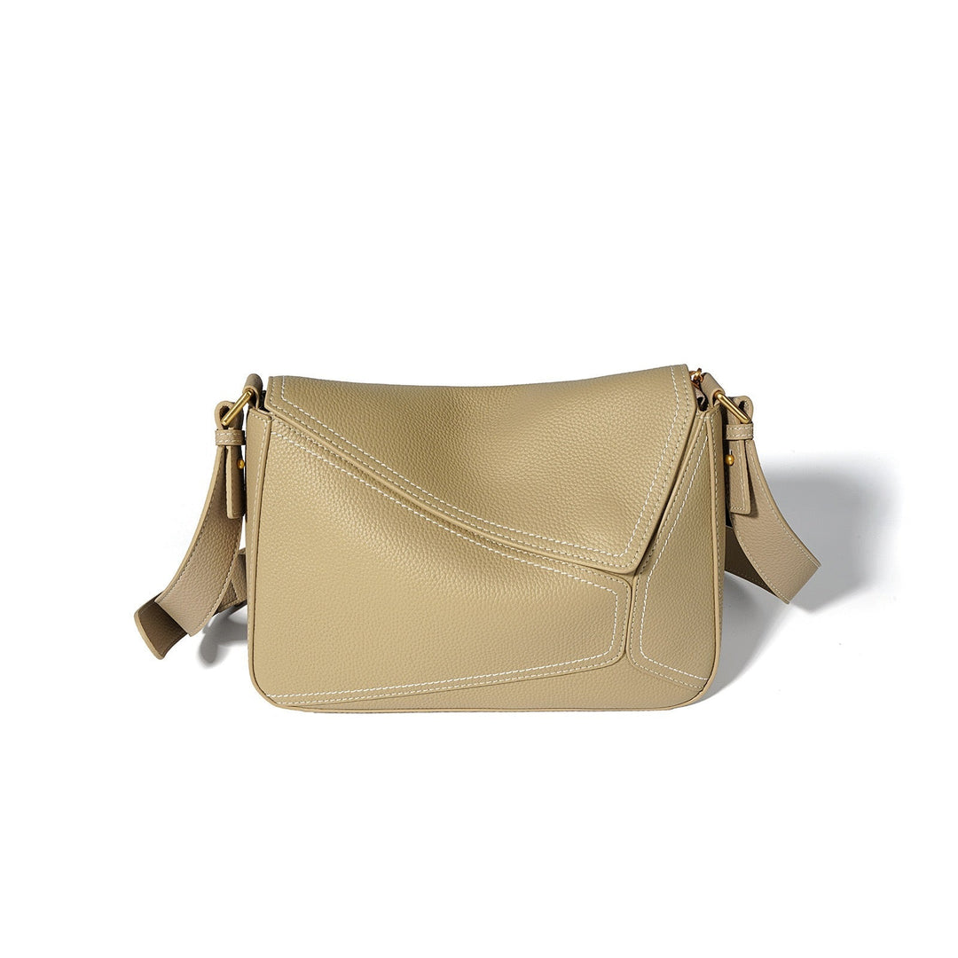 Nord Taschen | Damen Leder Schultertasche mit geometrischem, gepaneltem Klappdetail