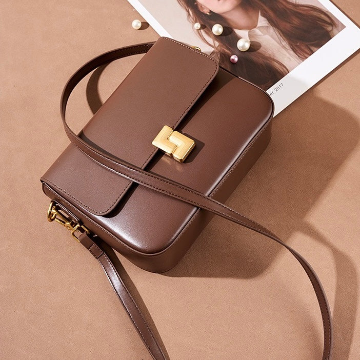 Nord Taschen | Damen Schultertasche mit goldener Drehverschluss-Schließe