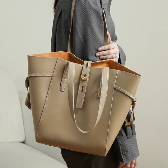 Nord Taschen | Damen Leder Tote Bag mit vintage Schloss Schnallen Detail