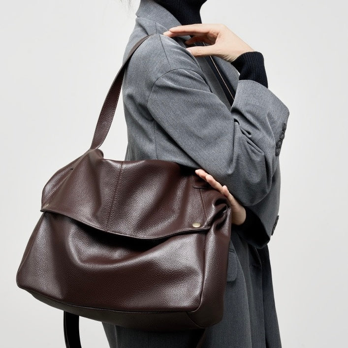 Nord Taschen | Große Leder Hobo-Tasche, Übergroße Schultertasche für Damen mit Umhängegurt und Fronttasche