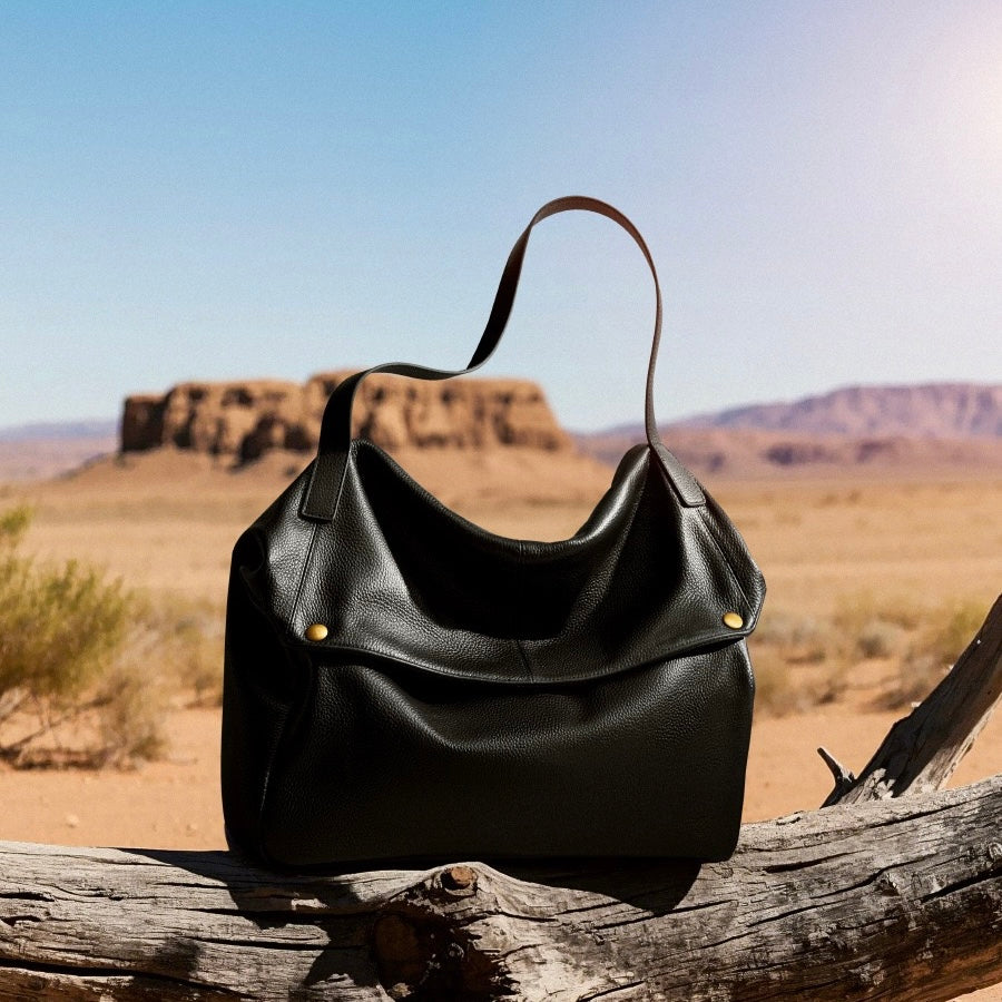 Nord Taschen | Große Leder Hobo-Tasche, Übergroße Schultertasche für Damen mit Umhängegurt und Fronttasche