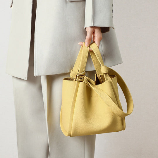 Nord Taschen | Damen Bucket Bag Kleine Schultertasche mit Goldring-Detail & Innenbeutel