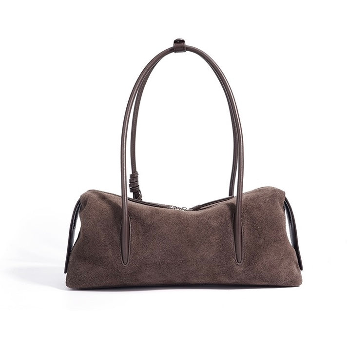 Nord Taschen | Damen Schultertasche mit Quaste und Blattanhänger Detail