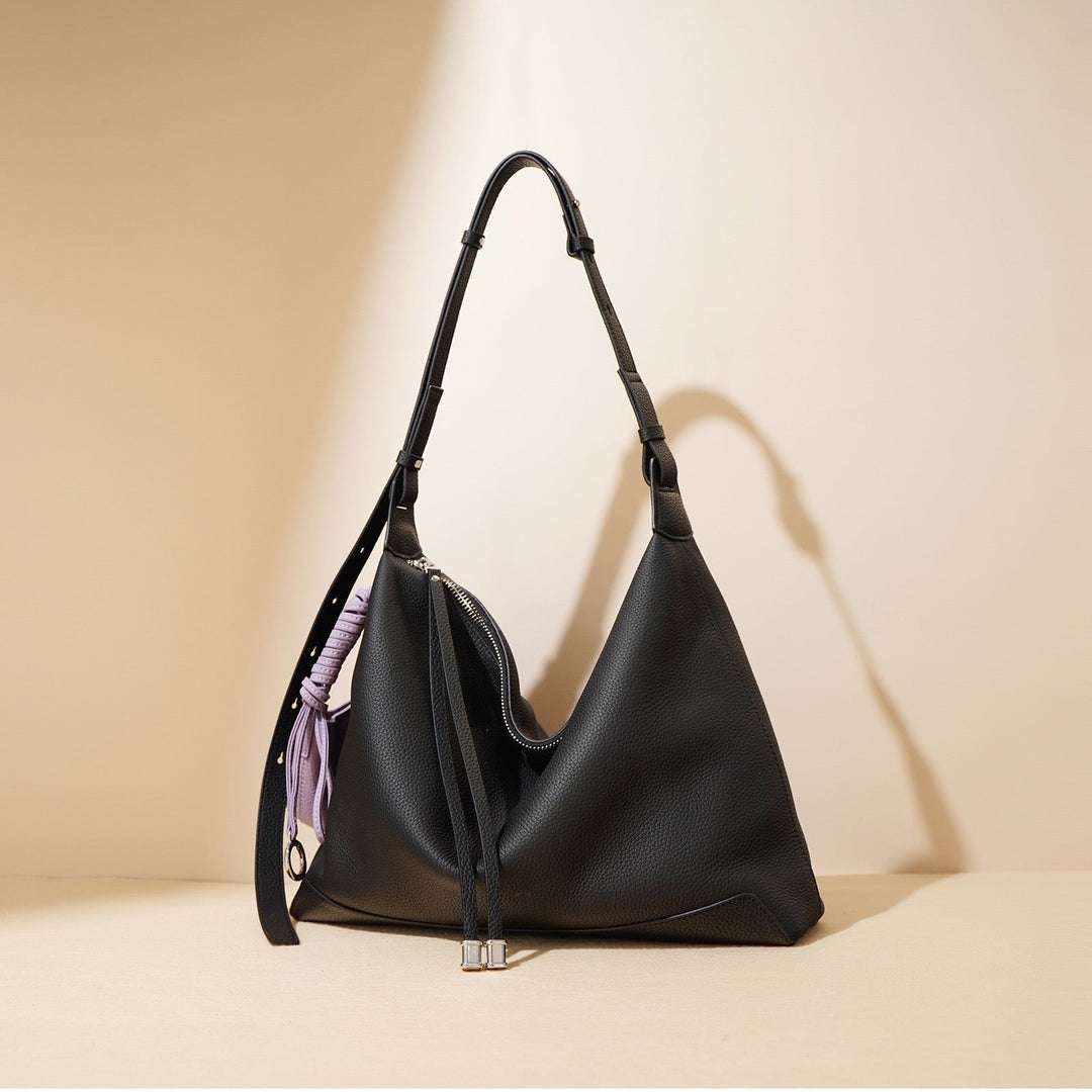 Nord Taschen | Damen Leder Hobo Tasche mit geknotetem Riemen & Quasten Detail