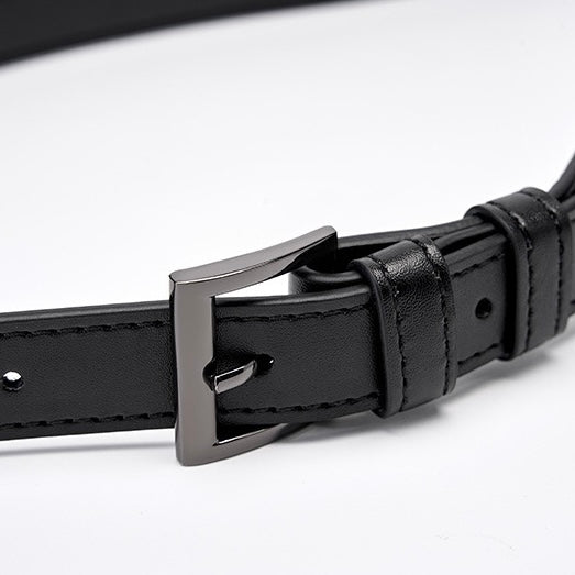 Nord Taschen | Unisex-Leder-Crossbody-Tasche mit strukturiertem Klappdeckel und Gürtelschlaufe Detail