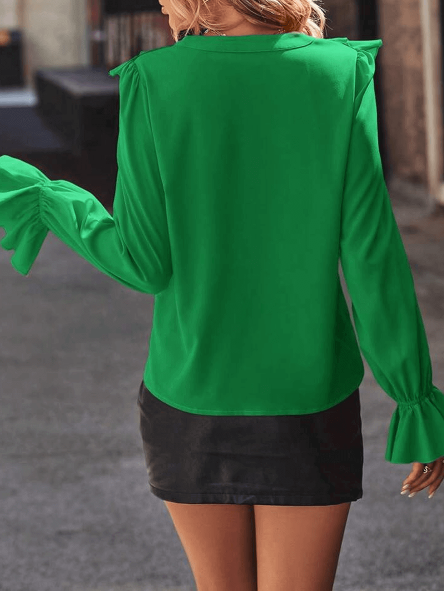 Rüschen-Button-Down-Hemd, V-Ausschnitt, Jabot-Kragen, ausgestellte Ärmel, lange Ärmel, Damen, süße, elegante ModNord Taschenluse