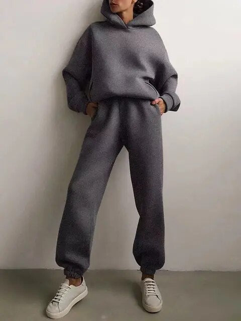 Bequemer Hoodie & Jogginghose - Arvani