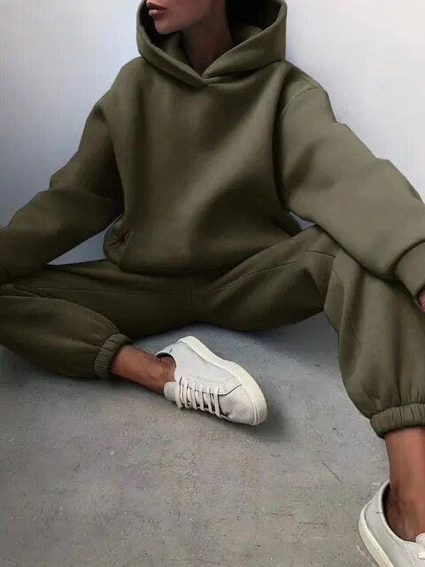 Bequemer Hoodie & Jogginghose - Arvani