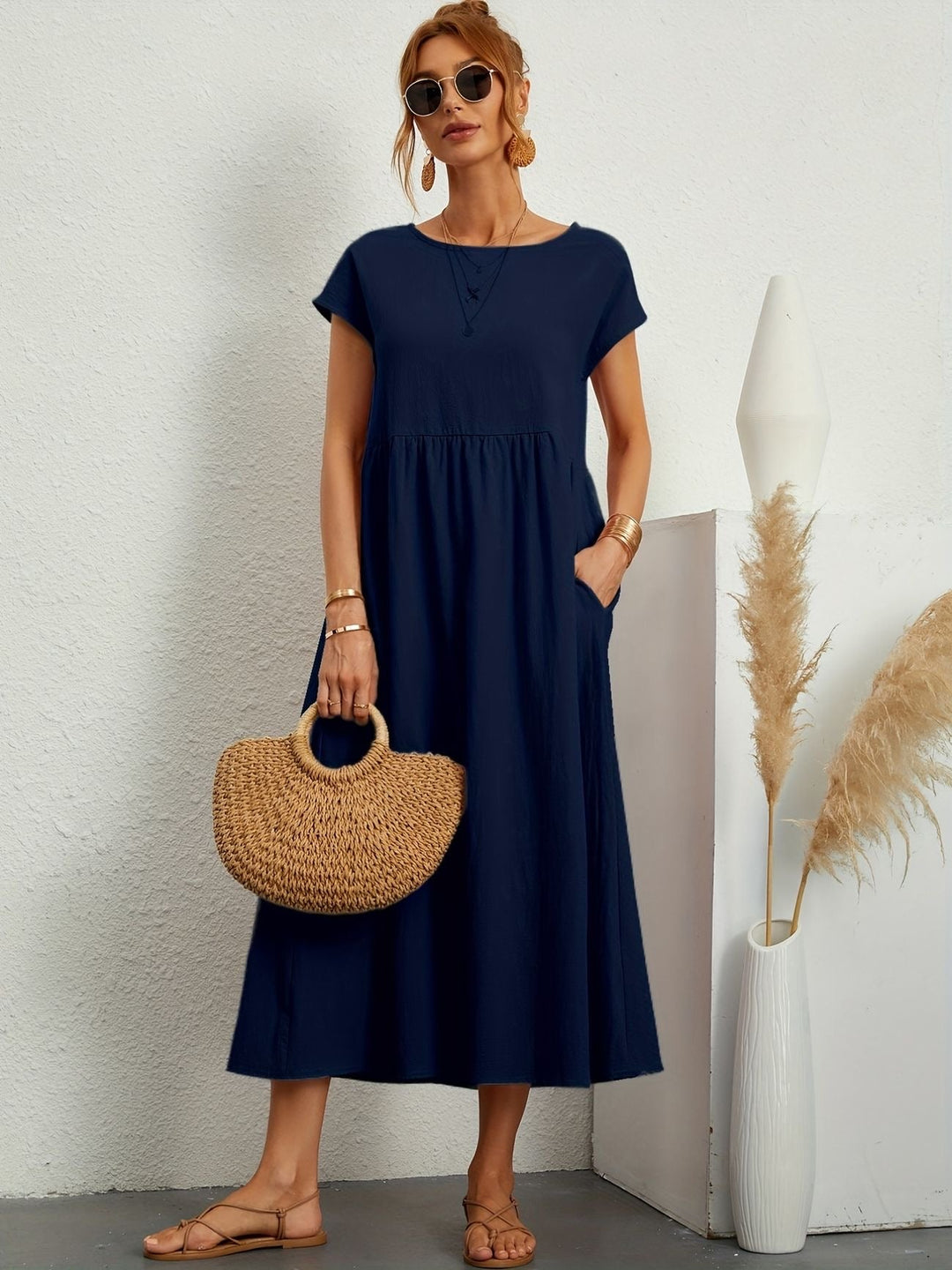 Rundhalsausschnitt Kleid Elegantes Design für Damen