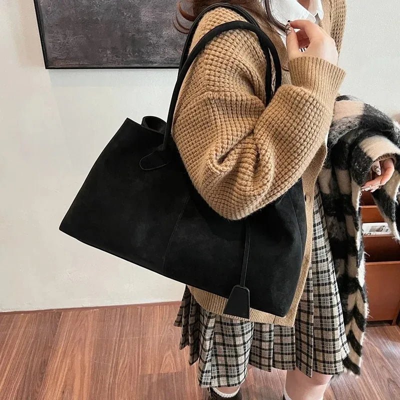 Nord Taschen | Schultertasche mit Doppelgriffen und Magnetverschluss