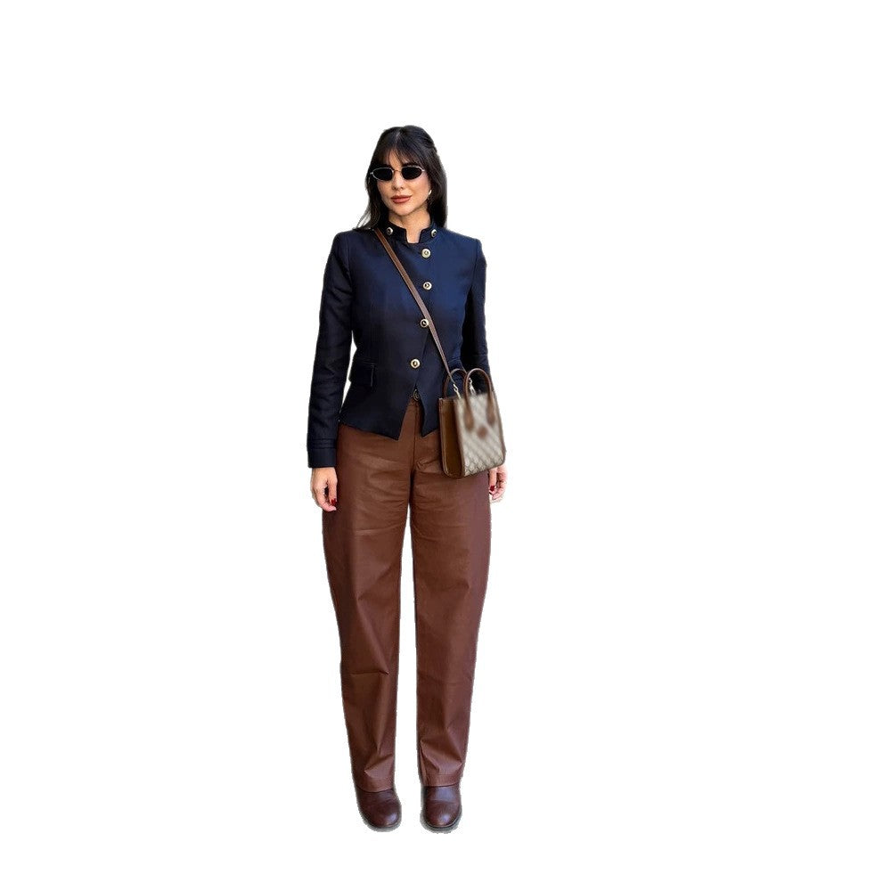 Damen Taillierter Blazer mit Stehkragen und goldenen Zierknöpfen Nord Taschen