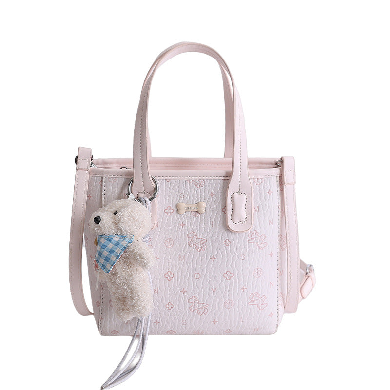 Damen Handtasche aus hochwertigem Material mit verspieltem Blumendesign Nord Taschen