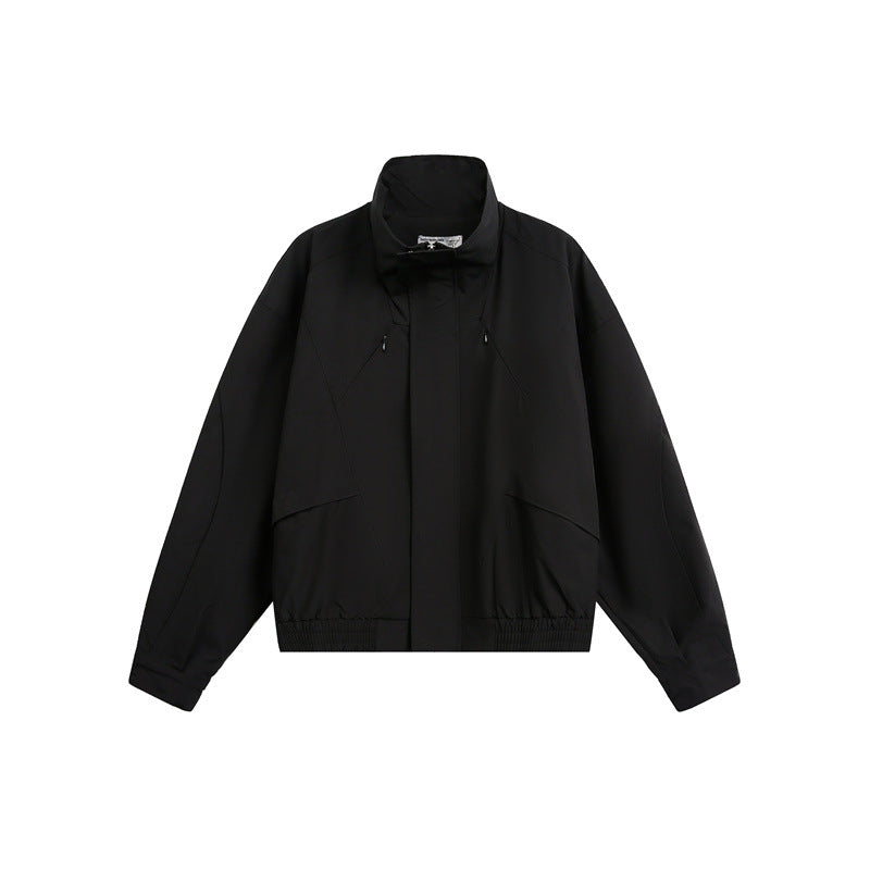 Unisex Kurzblouson im minimalistischen Tech‑Stoff mit Funnelkragen und verdeckter Frontblende Nord Taschen