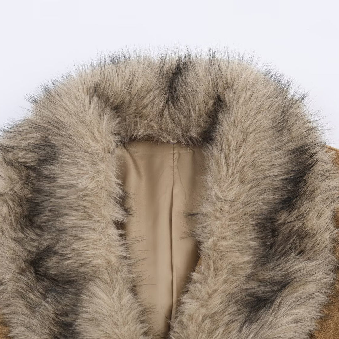 Damen Kurzjacke aus Wildlederoptik mit voluminösem Kunstfellkragen und Fellmanschetten Nord Taschen