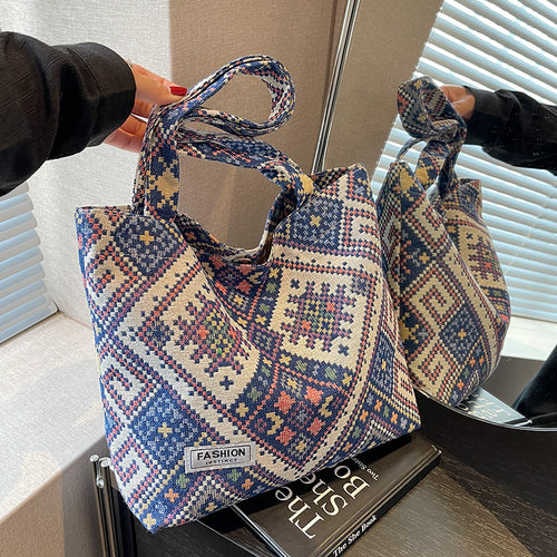 Damen Hobo-Tasche mit hochwertigem gewebtem Design Nord Taschen