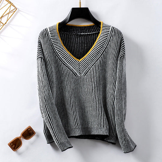 Damen Strickpullover mit V-Ausschnitt und gestreiftem Design Nord Taschen