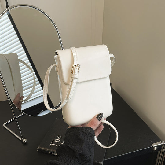 Damen Umhängetasche aus hochwertigem Kunstleder mit verstellbarem Schulterriemen Nord Taschen