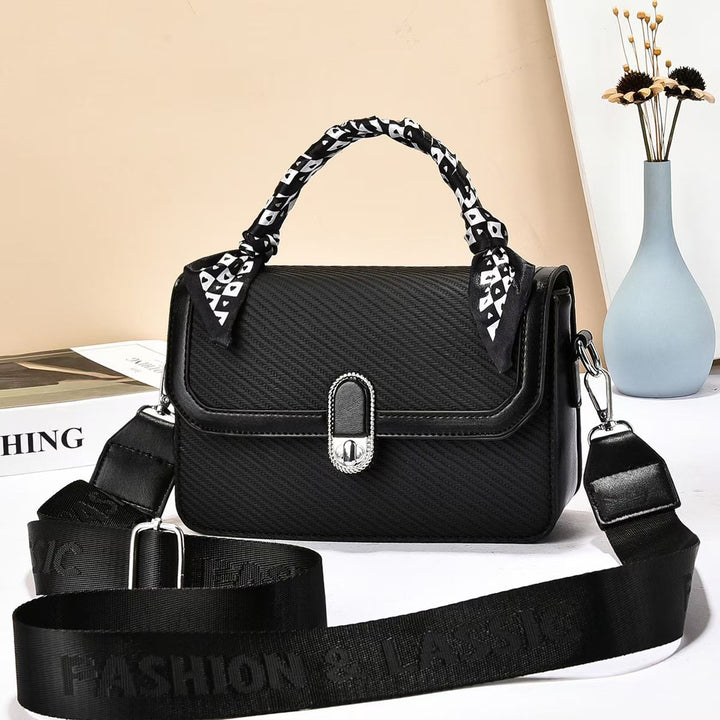 Damen elegante Umhängetasche mit modischem Gürtel und strukturiertem Obermaterial Nord Taschen