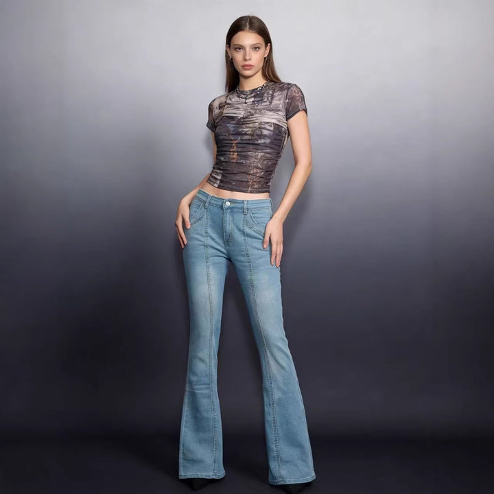 Damen hochgeschnittene taillierte Flared-Jeans mit mittiger Nahtführung und figurformender Hüftpartie Nord Taschen