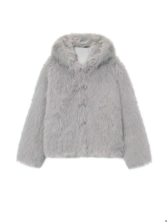 Damen Kurzblouson aus langfaserigem Shaggy‑Faux‑Fur mit hohem Schalkragen und klarer Boxy‑Silhouette Nord Taschen
