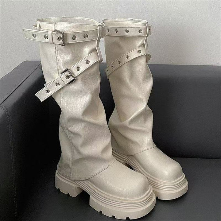 Damen Plateau-Stiefel mit modischem Schnallenverschluss und eleganter Faltenoptik