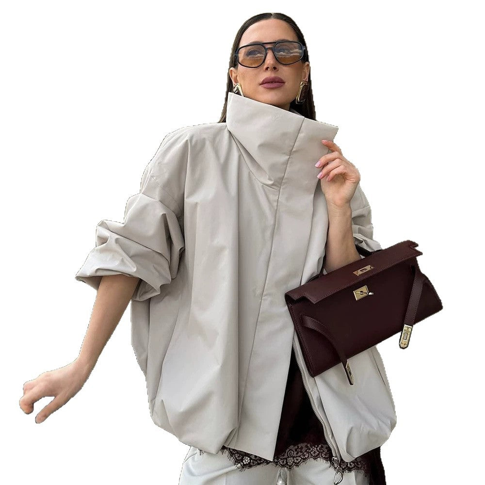 Damen Boxy-Kurzsteppjacke mit hohem asymmetrischem Stehkragen Nord Taschen