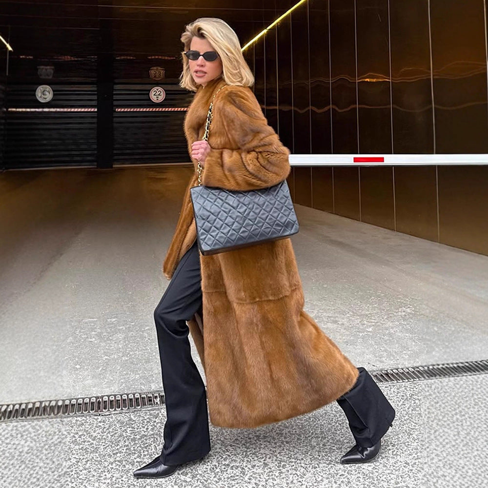 Damen Luxuriöser langer Pelzmantel mit Schalkragen und kaschierendem Oversize-Schnitt Nord Taschen