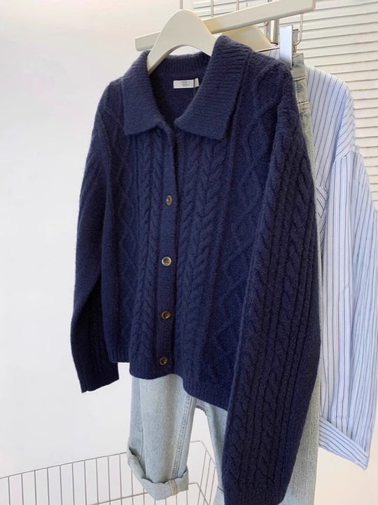Damen Strickjacke mit Zopfmuster, Umlegekragen und Knopfleiste Nord Taschen
