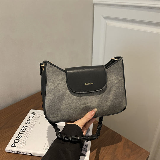 Damen modische Umhängetasche mit elegantem Kettenhenkel und praktischem Klappverschluss Nord Taschen