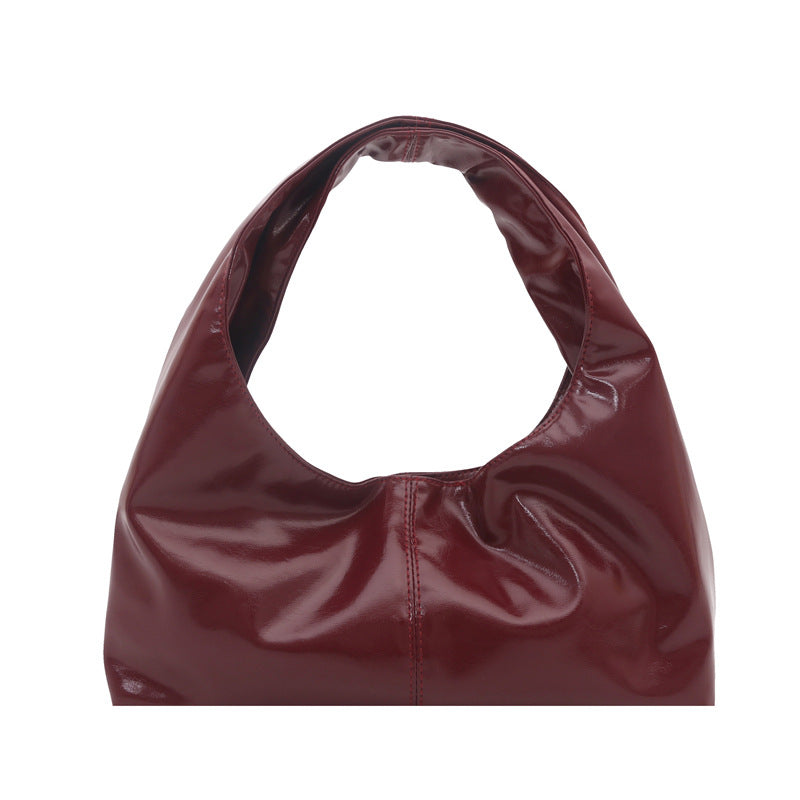 Damen Hobo-Tasche aus glänzendem Kunstleder mit elegantem Tragegriff Nord Taschen