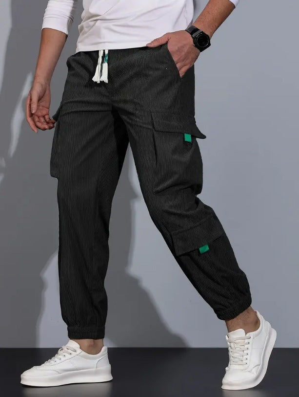 Herren Kord-Cargo-Jogginghose mit elastischem Bund, Tunnelzug & Multifachtaschen Nord Taschen