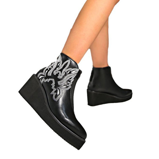 Damen Plateau‑Ankleboots im Westernstil mit Zierstickerei und Rückzipper Nord Taschen