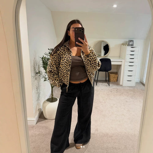 Damen gefütterte Oversize Bomberjacke mit Leopardenmuster und Stehkragen Nord Taschen