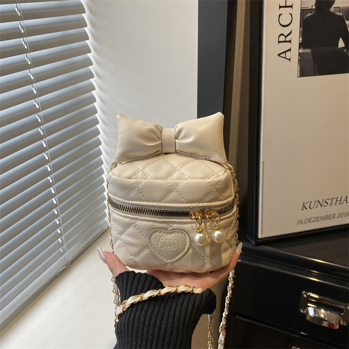 Damen gesteppte Mini-Handtasche mit stylischen Perlenakzenten Nord Taschen
