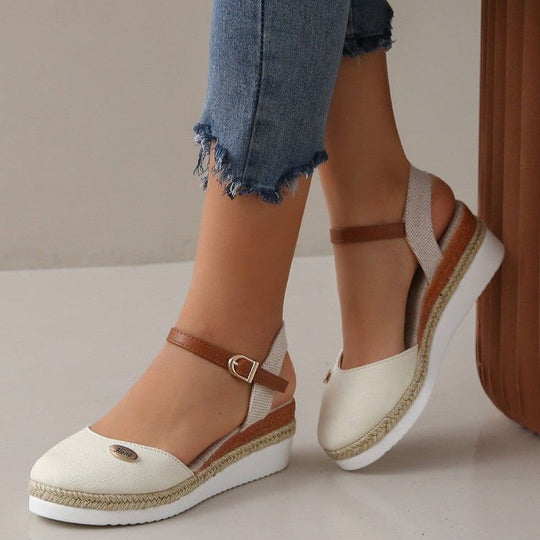 Damen Wedge-Sandalen mit geflochtenem Riemendesign und komfortablem Fußbett