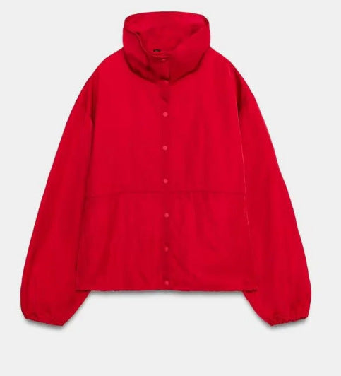 Damen leichte wattierte Oversize-Jacke mit hohem Stehkragen und Druckknopfleiste Nord Taschen