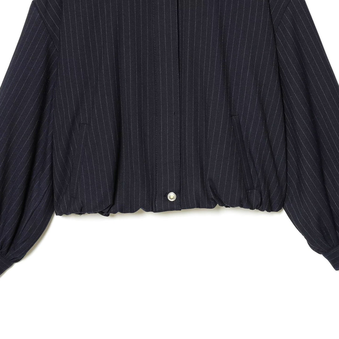 Damen Kurze Nadelstreifen-Blousonjacke mit Stehkragen, Ballonärmeln und elastischem Saum Nord Taschen