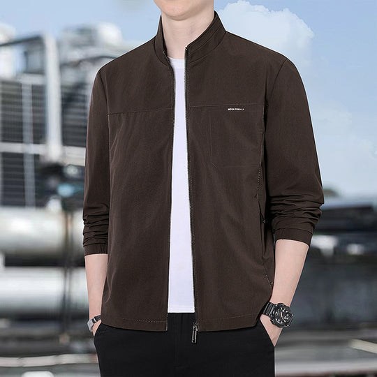 Herren Minimalistische Komfort-Trainingsjacke mit Stehkragen, windabweisendem Softshell-Material und verdeckten Reißverschlusstaschen Nord Taschen