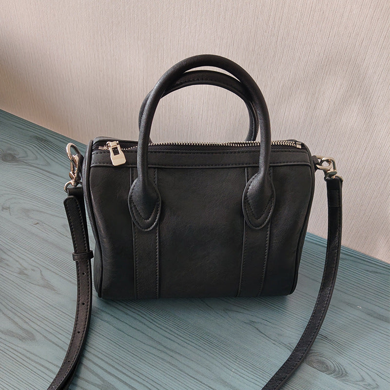Damen modische Handtasche mit verstellbarem Schulterriemen und trendigem Design Nord Taschen