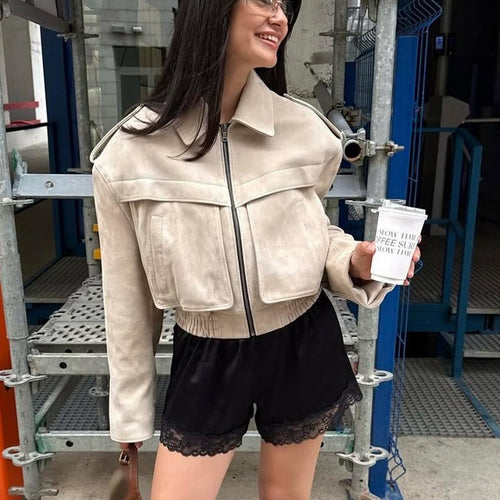 Damen Kurzblouson aus Veloursleder‑Optik mit Oversize‑Schulter und verdecktem Reißverschluss Nord Taschen