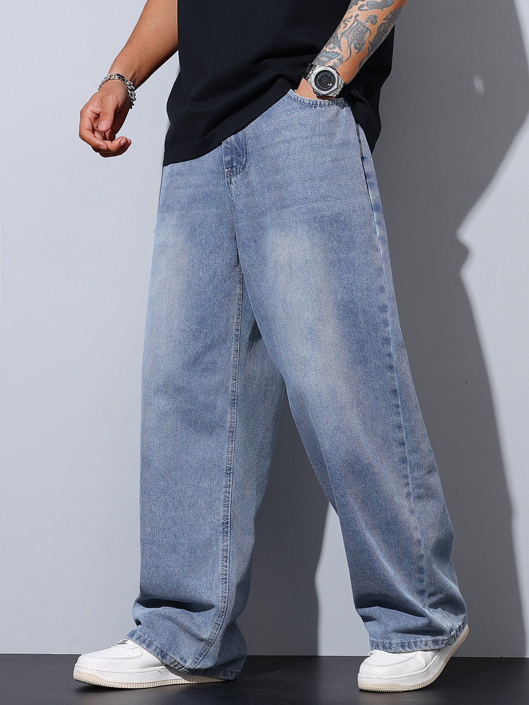 Herren Weite Baggy-Jeans aus leichtem Denim mit tiefer Schrittführung Nord Taschen