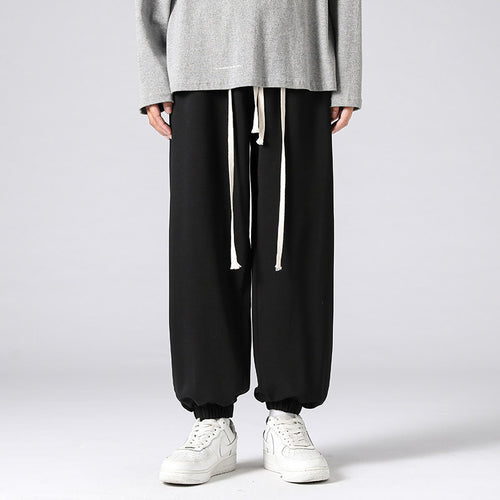 Herren Oversize-Jogginghose mit tiefer Leibhöhe, konischem Bein & extra langen Kordeln Nord Taschen