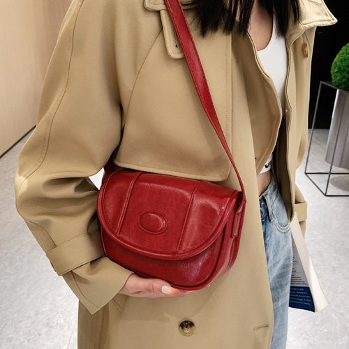 Damen Umhängetasche aus hochwertigem Kunstleder mit klassischer Klappenöffnung Nord Taschen